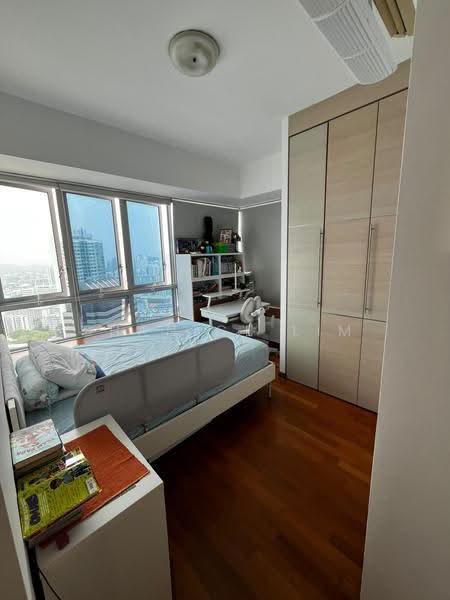 Twin Regency, 28 Kim Tian Road, Alexandra / Commonwealth, 3 Bedrooms, 1,442 sqft, Condominium For Rent, by Shanice Lim, 500279142 - Bedroom - PropertyGuru.com.sg