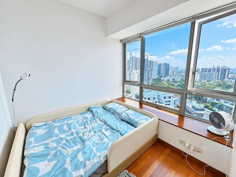 Twin Regency, 28 Kim Tian Road, Alexandra / Commonwealth, 3 Bedrooms, 1,442 sqft, Condominium For Rent, by Shanice Lim, 500279142 - Bedroom - PropertyGuru.com.sg