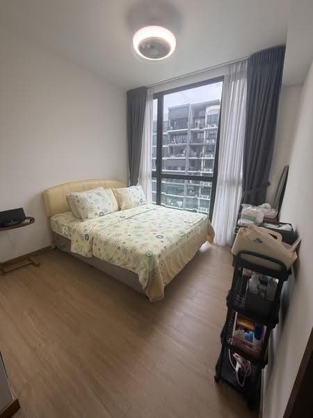 Le Quest, 10 Bukit Batok Street 41, Dairy Farm / Bukit Panjang / Choa Chu Kang, 2 Bedrooms, 700 sqft, Condominium For Rent, by Rowena Teo, 500279150 - Master Bedroom - PropertyGuru.com.sg
