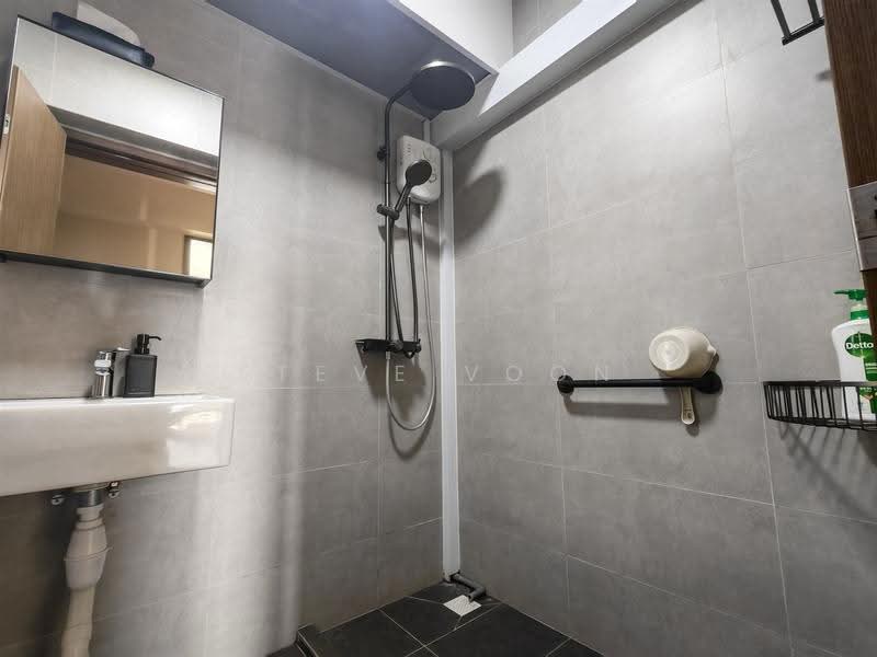 954D Tampines Street 96, 954D Tampines Street 96, Pasir Ris / Tampines, Room Rental, 100 sqft, HDB Flat For Rent, by Steve Voon, 500279152 - Bathroom - PropertyGuru.com.sg