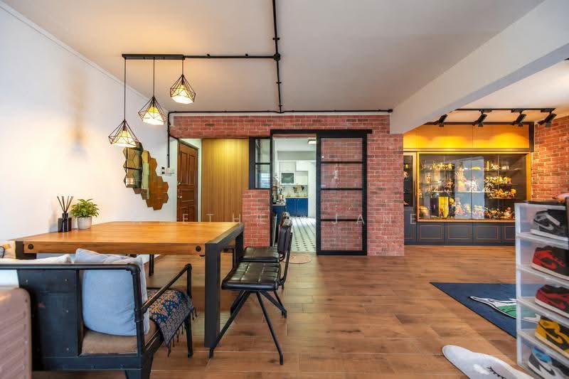 213 Jurong East Street 21, 213 Jurong East Street 21, Boon Lay / Jurong / Tuas, 3 Bedrooms, 1,291 sqft, HDB Flat For Sale, by Alethea Jane, 500279160 - Dining Room - PropertyGuru.com.sg