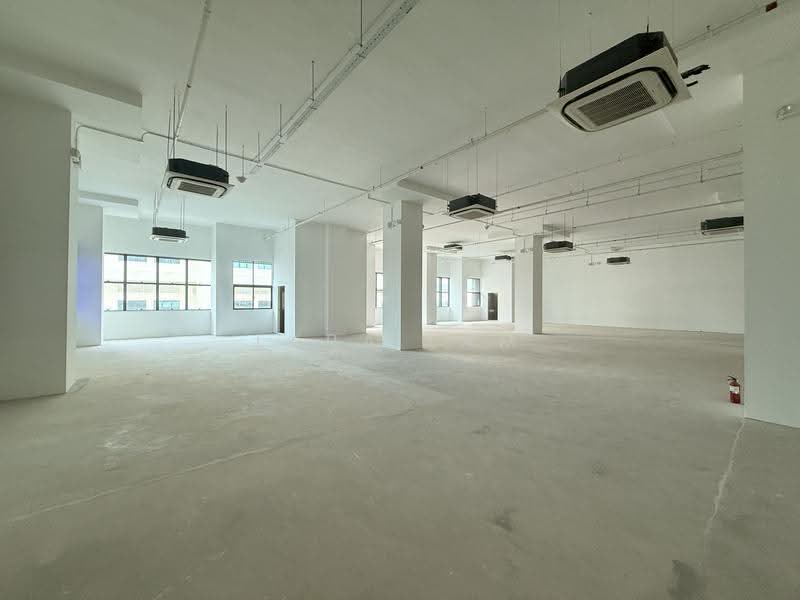 Interlocal Centre, 100G Pasir Panjang Road, Buona Vista / West Coast / Clementi New Town, 15,750 sqft, Light Industrial (B1) For Rent, by Lara Lam, 500279173 - Interior - CommercialGuru.com.sg