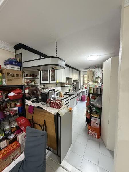308 Yishun Ring Road, 308 Yishun Ring Road, Sembawang / Yishun, 3 Bedrooms, 1,119 sqft, HDB Flat For Sale, by Johnson Leong, 500279178 - Kitchen - PropertyGuru.com.sg
