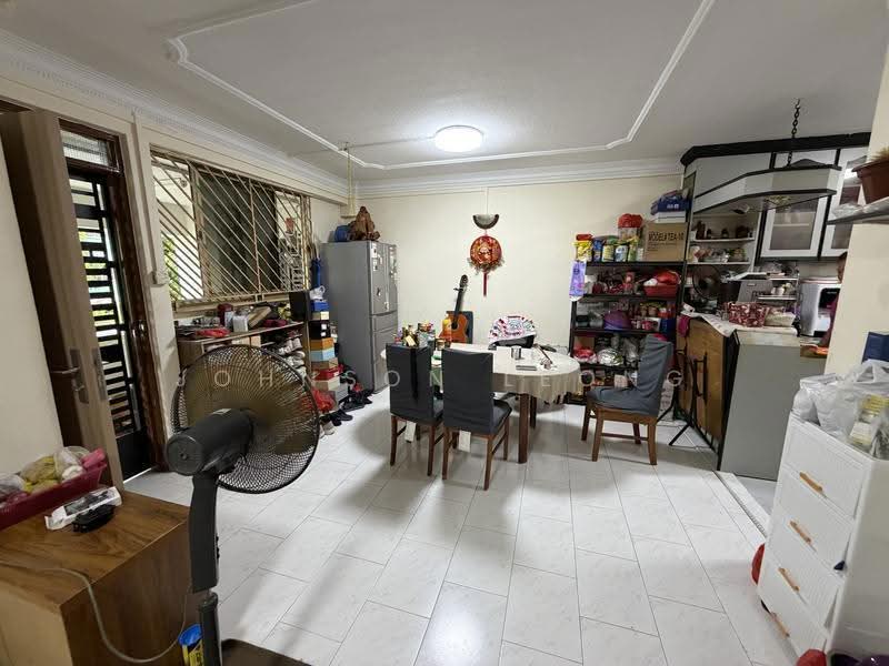 308 Yishun Ring Road, 308 Yishun Ring Road, Sembawang / Yishun, 3 Bedrooms, 1,119 sqft, HDB Flat For Sale, by Johnson Leong, 500279178 - Living Room - PropertyGuru.com.sg