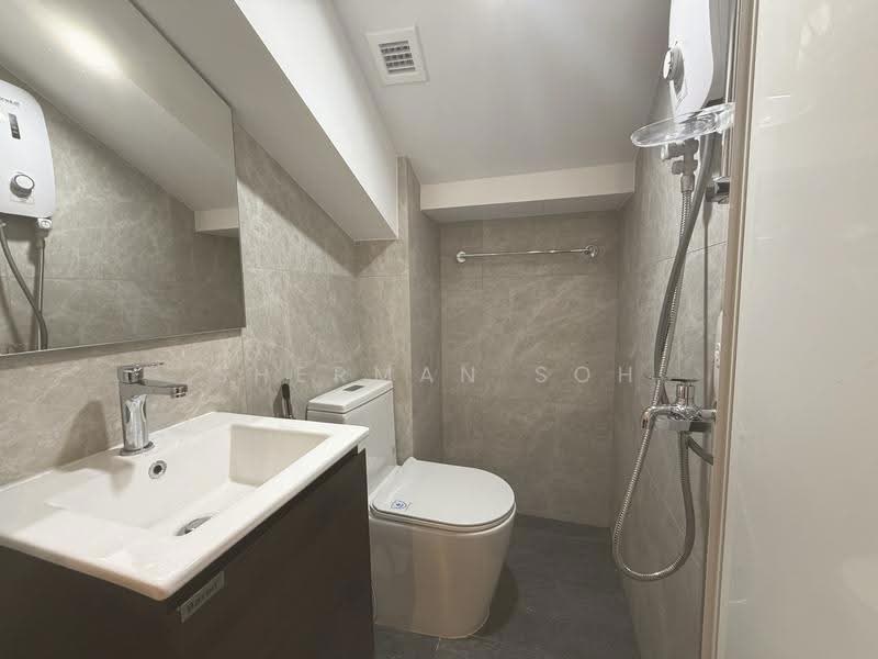 Rowell Road, Farrer Park / Serangoon Rd, Room Rental, 300 sqft, Shophouse For Rent, by Sherman Soh, 500279226 - Bathroom - PropertyGuru.com.sg