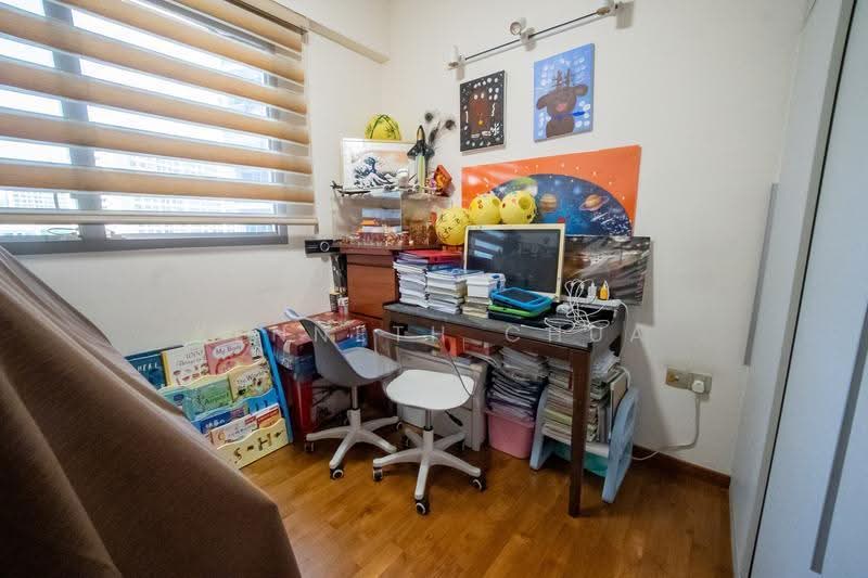 The Santorini, 29 Tampines Street 86, Pasir Ris / Tampines, 5 Bedrooms, 1,367 sqft, Condominium For Rent, by Kenneth Chua, 500279234 - Study - PropertyGuru.com.sg