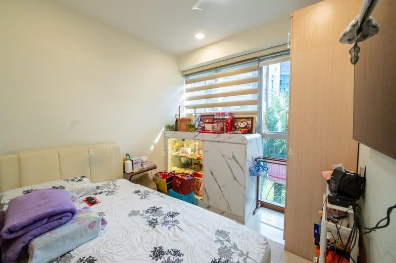 The Santorini, 29 Tampines Street 86, Pasir Ris / Tampines, 5 Bedrooms, 1,367 sqft, Condominium For Rent, by Kenneth Chua, 500279234 - Bedroom - PropertyGuru.com.sg