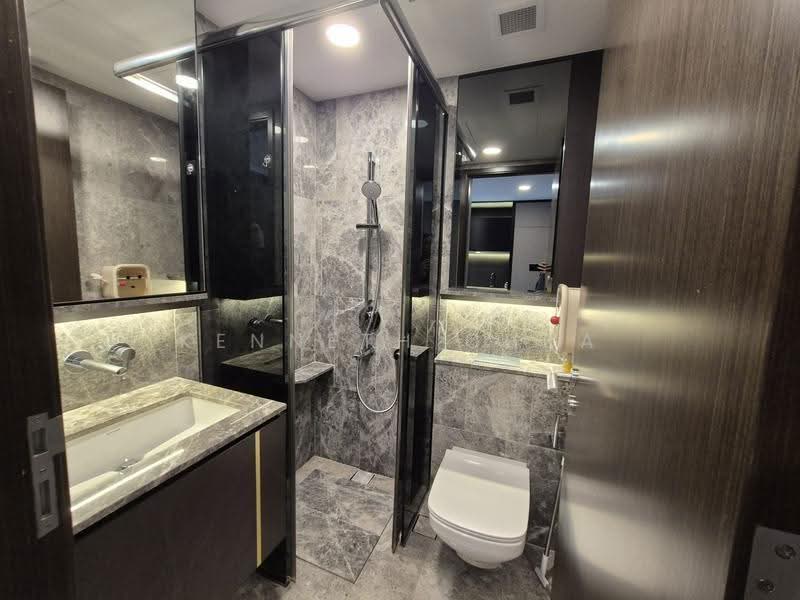 RV Altitude, 344 River Valley Road, Orchard / River Valley, 2 Bedrooms, 570 sqft, Condominium For Sale, by Kenneth Chua, 500279254 - Bathroom - PropertyGuru.com.sg