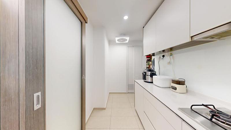 iNz Residence, 78 Choa Chu Kang Avenue 5, Dairy Farm / Bukit Panjang / Choa Chu Kang, 5 Bedrooms, 1,711 sqft, Condominium For Sale, by Johanna Chow, 500279258 - Kitchen - PropertyGuru.com.sg