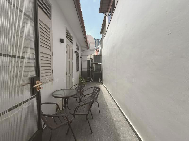 Rowell Road, Farrer Park / Serangoon Rd, Room Rental, 300 sqft, Shophouse For Rent, by Sherman Soh, 500279260 - Exterior - PropertyGuru.com.sg