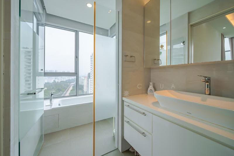 The Marbella, 29 Mount Sinai Rise, Tanglin / Holland / Bukit Timah, 4 Bedrooms, 1,755 sqft, Condominium For Sale, by Anthony Chua 蔡忠豪, 500279261 - Bathroom - PropertyGuru.com.sg