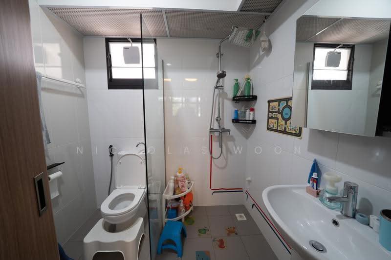 108A Bidadari Park Drive, 108A Bidadari Park Drive, Balestier / Toa Payoh, 2 Bedrooms, 732 sqft, HDB Flat For Sale, by Nicholas Woon, 500279264 - Bathroom - PropertyGuru.com.sg