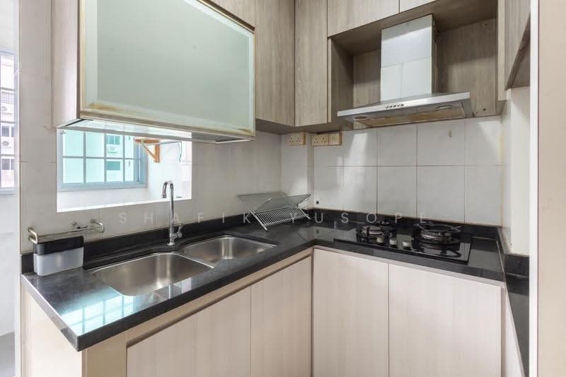 467 Tampines Street 44, 467 Tampines Street 44, Pasir Ris / Tampines, 2 Bedrooms, 797 sqft, HDB Flat For Rent, by Shafik Yusope, 500279267 - Kitchen - PropertyGuru.com.sg