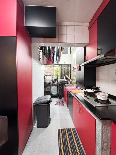 503 Jelapang Road, 503 Jelapang Road, Dairy Farm / Bukit Panjang / Choa Chu Kang, 3 Bedrooms, 1,550 sqft, HDB Flat For Sale, by Rusydi Yusoff, 500279287 - Kitchen - PropertyGuru.com.sg