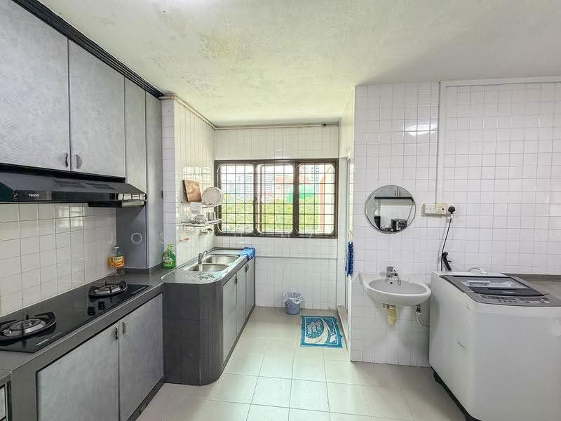 233 Pending Road, 233 Pending Road, Dairy Farm / Bukit Panjang / Choa Chu Kang, 4 Bedrooms, 1,625 sqft, HDB Flat For Sale, by Joseph Ng 黄德顺, 500279291 - Kitchen - PropertyGuru.com.sg