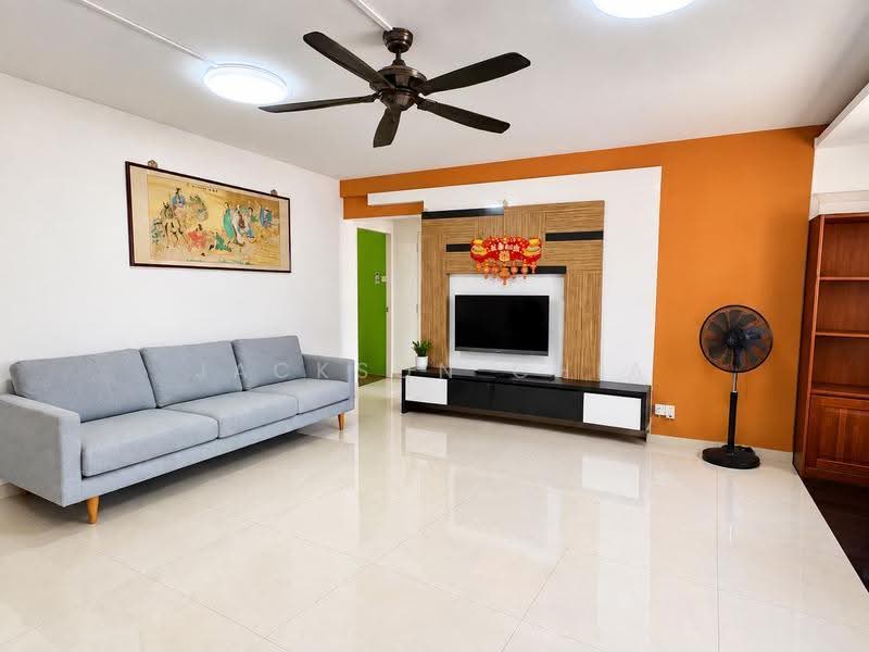 557 Jurong West Street 42, 557 Jurong West Street 42, Boon Lay / Jurong / Tuas, 3 Bedrooms, 1,119 sqft, HDB Flat For Sale, by Jackson Chia, 500279302 - Living Room - PropertyGuru.com.sg