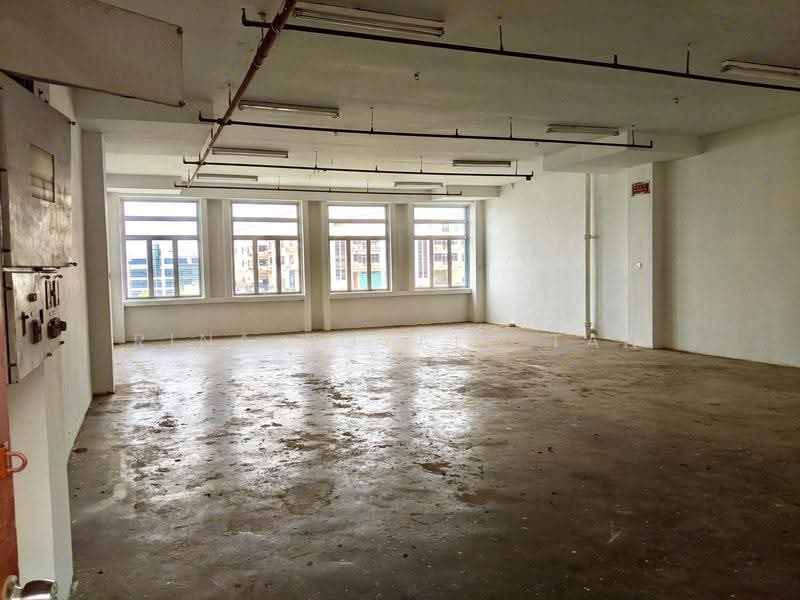 Richfield Industrial Centre, 122 Eunos Avenue 7, Eunos / Geylang / Paya Lebar, 1,518 sqft, Factory / Workshop (B2) For Sale, by Rina Royale Tan, 500279312 - Interior - CommercialGuru.com.sg