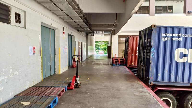Richfield Industrial Centre, 122 Eunos Avenue 7, Eunos / Geylang / Paya Lebar, 1,518 sqft, Factory / Workshop (B2) For Sale, by Rina Royale Tan, 500279312 - Corridor - CommercialGuru.com.sg
