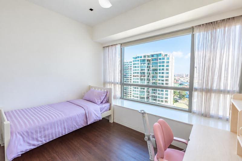 Amber Residences, 50 Amber Road, East Coast / Marine Parade, 2 Bedrooms, 1,249 sqft, Apartment For Sale, by Cedric Chan, 500279321 - Bedroom - PropertyGuru.com.sg