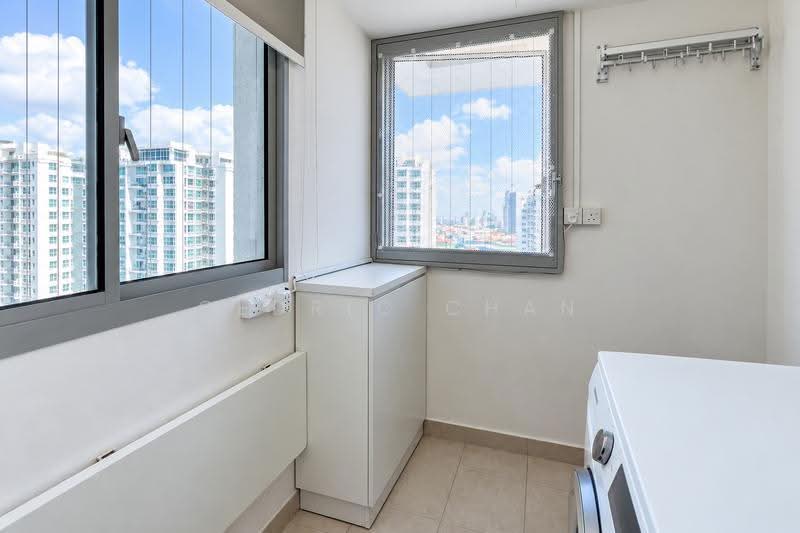 Amber Residences, 50 Amber Road, East Coast / Marine Parade, 2 Bedrooms, 1,249 sqft, Apartment For Sale, by Cedric Chan, 500279321 - Balcony - PropertyGuru.com.sg