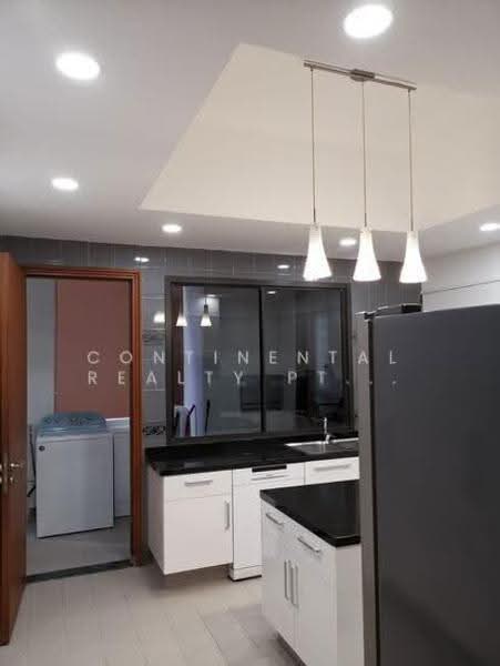 Four Seasons Park, 8 Cuscaden Walk, Tanglin / Holland / Bukit Timah, 4 Bedrooms, 2,260 sqft, Condominium For Rent, by GEORGE, 500279325 - Kitchen - PropertyGuru.com.sg