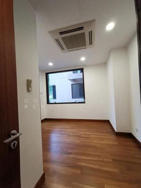 Four Seasons Park, 8 Cuscaden Walk, Tanglin / Holland / Bukit Timah, 4 Bedrooms, 2,260 sqft, Condominium For Rent, by GEORGE, 500279325 - Interior - PropertyGuru.com.sg