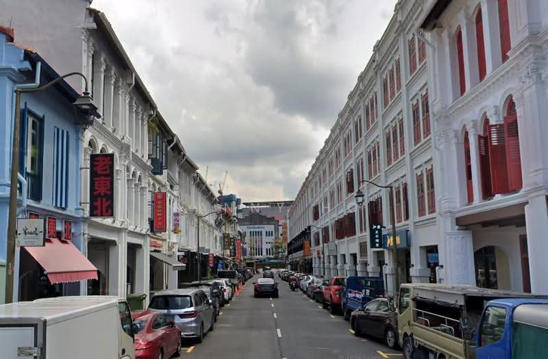 CHEAP! - Chinatown Shophouse For Rent - Near MRT, Boat Quay / Raffles Place / Marina, 1 Bedroom, 1,930 sqft, Shophouse For Rent, by Danny Ho, 500279333 - Exterior - PropertyGuru.com.sg