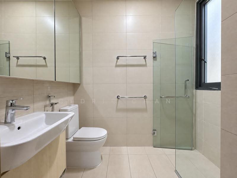 Forte Suites, 88 Mergui Road, Farrer Park / Serangoon Rd, 2 Bedrooms, 700 sqft, Condominium For Sale, by Cedric Chan, 500279336 - Bathroom - PropertyGuru.com.sg