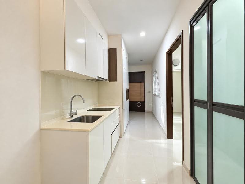 Forte Suites, 88 Mergui Road, Farrer Park / Serangoon Rd, 2 Bedrooms, 700 sqft, Condominium For Sale, by Cedric Chan, 500279336 - Kitchen - PropertyGuru.com.sg