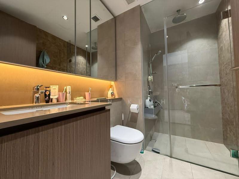 Seaside Residences, 18 Siglap Link, East Coast / Marine Parade, 1 Bedroom, 560 sqft, Apartment For Sale, by Kavin Kuah, 500279342 - Bathroom - PropertyGuru.com.sg
