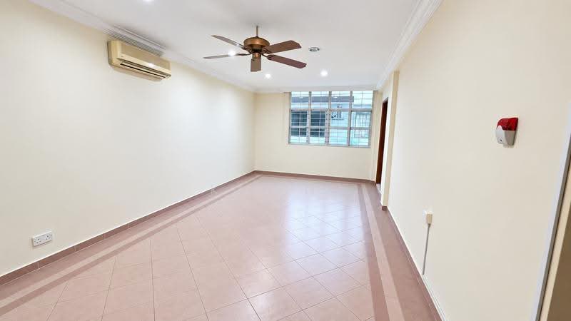 Mayflower Gardens, Mayflower Drive, Ang Mo Kio / Bishan / Thomson, 5 Bedrooms, 4,500 sqft, Semi-Detached House For Sale, by Kai Ng, 500279343 - Interior - PropertyGuru.com.sg