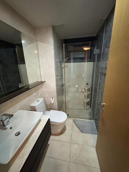 Waterfront Isle, 732 Bedok Reservoir Road, Bedok / Upper East Coast, 3 Bedrooms, 1,215 sqft, Condominium For Rent, by Ken Neo, 500279346 - Bathroom - PropertyGuru.com.sg