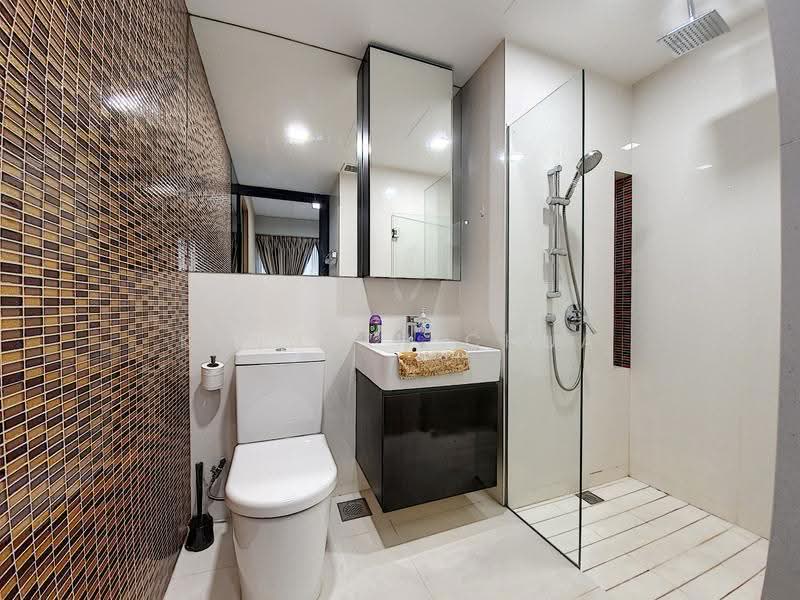 Vivace, 19 Tong Watt Road, Orchard / River Valley, 1 Bedroom, 398 sqft, Apartment For Sale, by Kenneth Chua, 500279347 - Bathroom - PropertyGuru.com.sg