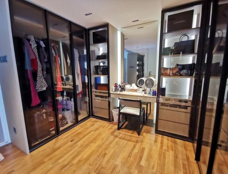 WOW SHOWFLAT LOOK ALIKE MOVE IN CONDITION FH LANDED, Eunos / Geylang / Paya Lebar, 4 Bedrooms, 3,390 sqft, Terraced House For Sale, by Li Rong Teh, 500279355 - Interior - PropertyGuru.com.sg