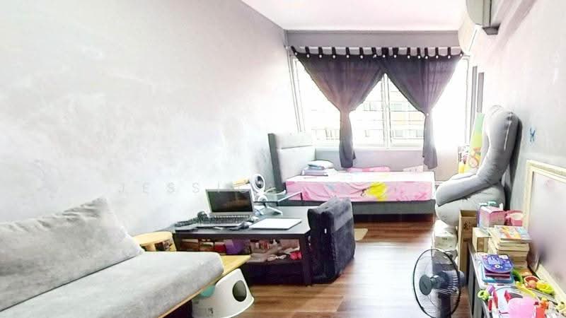 102 Pasir Ris Street 12, 102 Pasir Ris Street 12, Pasir Ris / Tampines, 3 Bedrooms, 1,119 sqft, HDB Flat For Sale, by Jessica Ching, 500279379 - Bedroom - PropertyGuru.com.sg
