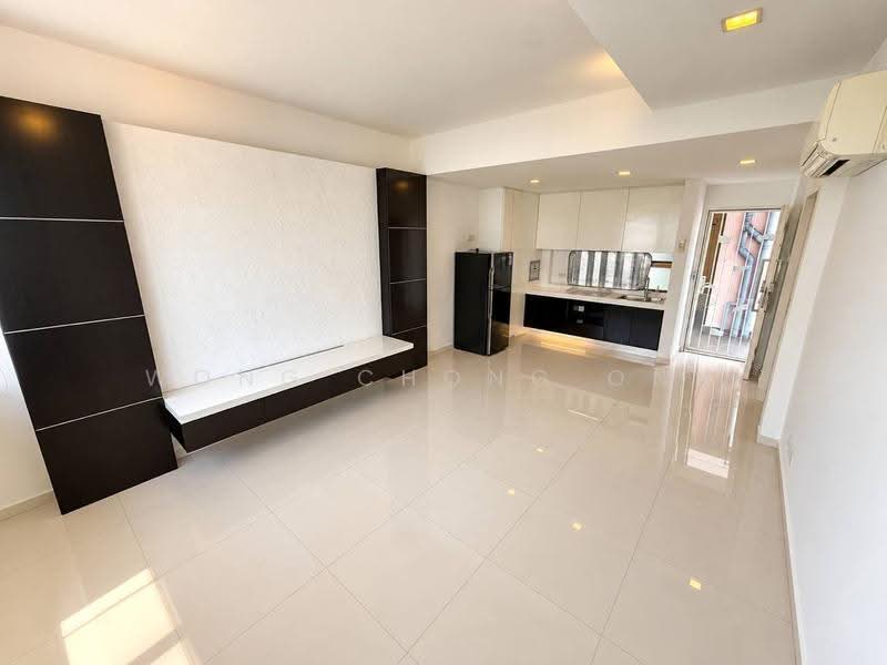 The Odeon Katong, 11 East Coast Road, East Coast / Marine Parade, 1 Bedroom, 581 sqft, Apartment For Rent, by Wong Chong Onn, 500279388 - Living Room - PropertyGuru.com.sg
