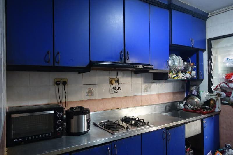 681C Jurong West Central 1, 681C Jurong West Central 1, Boon Lay / Jurong / Tuas, 3 Bedrooms, 1,012 sqft, HDB Flat For Sale, by Ivy Lee, 500279395 - Kitchen - PropertyGuru.com.sg
