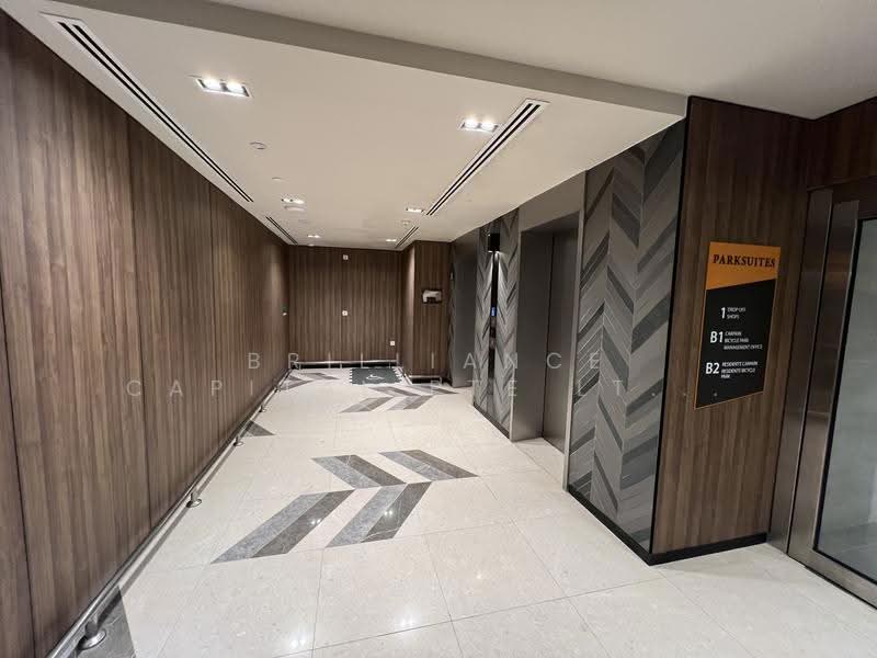 ParkSuites, 18-32 Holland Grove Road, Tanglin / Holland / Bukit Timah, 646 sqft, Mall Shop For Rent, by MJ ZHUO, 500279402 - CommercialGuru.com.sg