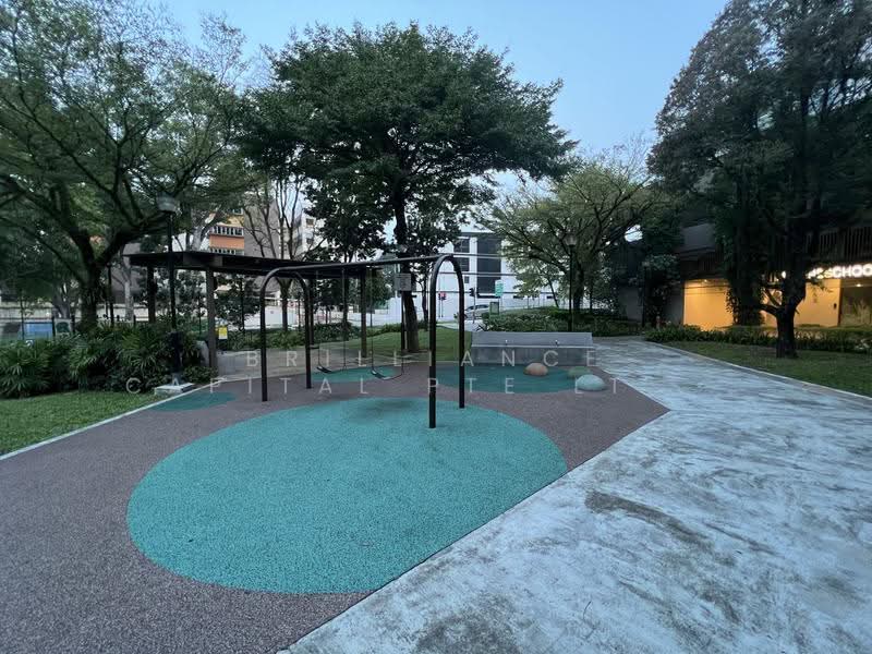 ParkSuites, 18-32 Holland Grove Road, Tanglin / Holland / Bukit Timah, 646 sqft, Mall Shop For Rent, by MJ ZHUO, 500279402 - Exterior - CommercialGuru.com.sg