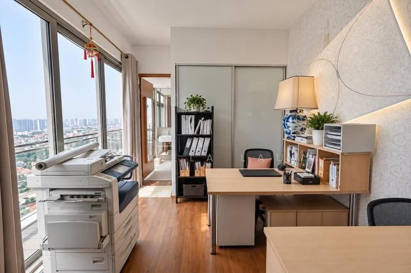 The Seafront on Meyer, 57 Meyer Road, East Coast / Marine Parade, 4 Bedrooms, 2,293 sqft, Condominium For Sale, by Angela Lau, 500279418 - Study - PropertyGuru.com.sg