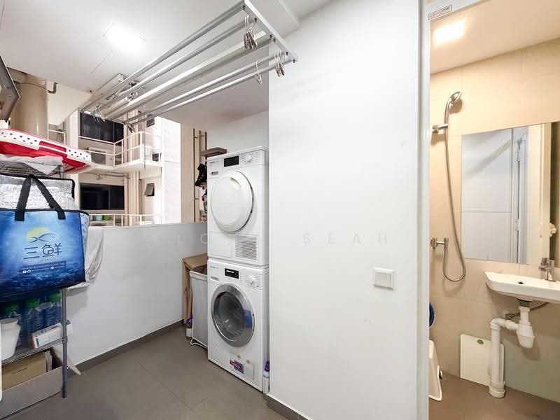Treasure Crest, 60 Anchorvale Crescent, Hougang / Punggol / Sengkang, 3 Bedrooms, 1,076 sqft, Condominium For Sale, by Elonn Seah, 500279425 - Bathroom - PropertyGuru.com.sg