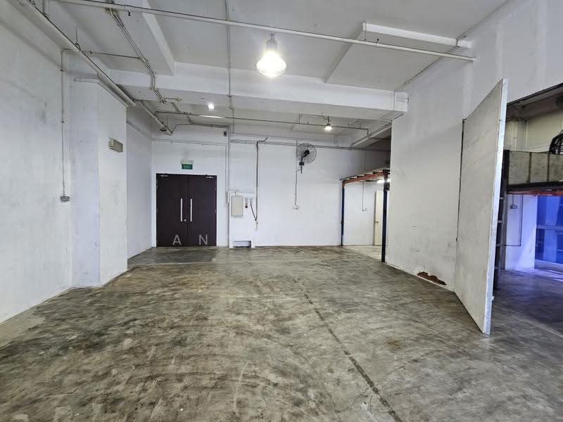 Innovation Place, Mandai Estate, Admiralty / Woodlands, 1,539 sqft, Factory / Workshop (B2) For Rent, by Annie Lee, 500279437 - Interior - CommercialGuru.com.sg
