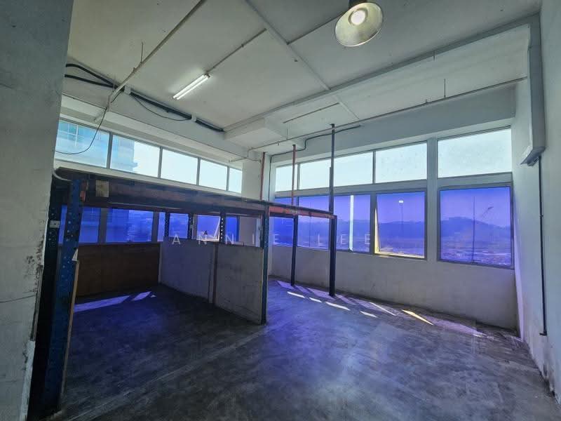 Innovation Place, Mandai Estate, Admiralty / Woodlands, 1,539 sqft, Factory / Workshop (B2) For Rent, by Annie Lee, 500279437 - Interior - CommercialGuru.com.sg