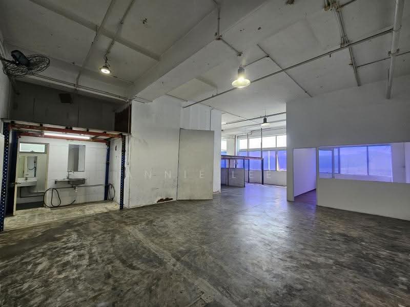 Innovation Place, Mandai Estate, Admiralty / Woodlands, 1,539 sqft, Factory / Workshop (B2) For Rent, by Annie Lee, 500279437 - Interior - CommercialGuru.com.sg