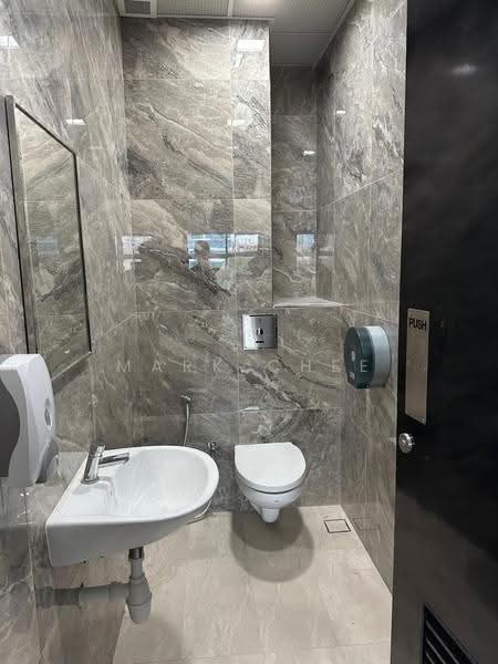 62 Tannery Lane, Macpherson / Potong Pasir, 3,200 sqft, Light Industrial (B1) For Rent, by Mark Chee, 500279440 - Bathroom - CommercialGuru.com.sg