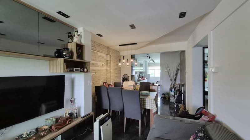 701 Bedok Reservoir Road, 701 Bedok Reservoir Road, Bedok / Upper East Coast, Room Rental, 120 sqft, HDB Flat For Rent, by Janelle Lim, 500279442 - Living Room - PropertyGuru.com.sg