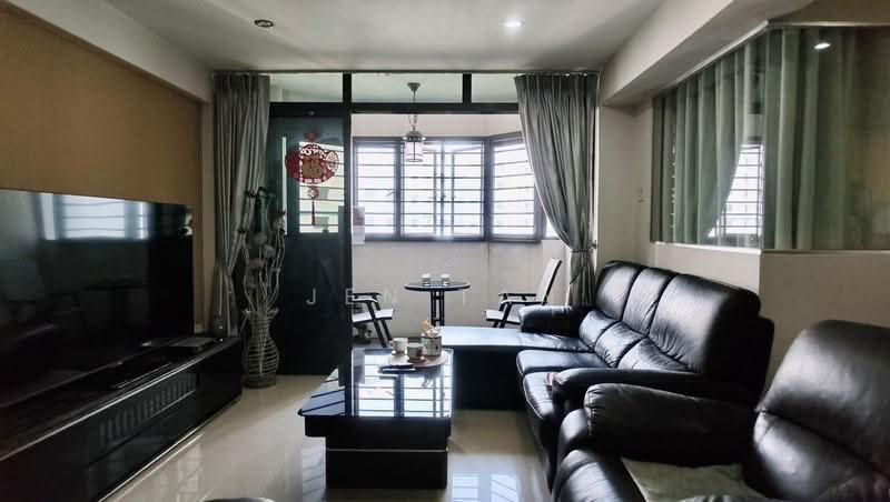 274B Jurong West Street 25, 274B 274B, Boon Lay / Jurong / Tuas, 3 Bedrooms, 1,356 sqft, HDB Flat For Sale, by Jen Tan, 500279450 - PropertyGuru.com.sg