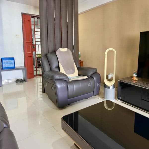 274B Jurong West Street 25, 274B 274B, Boon Lay / Jurong / Tuas, 3 Bedrooms, 1,356 sqft, HDB Flat For Sale, by Jen Tan, 500279450 - PropertyGuru.com.sg