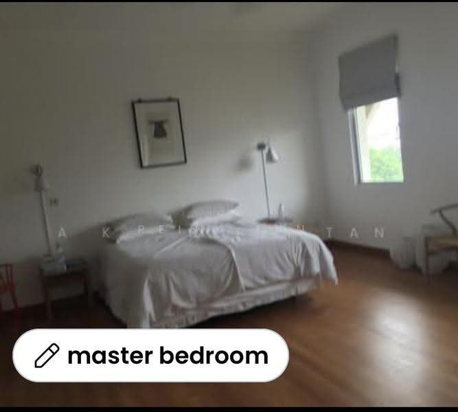 Duchess Crest, 84 Duchess Avenue, Tanglin / Holland / Bukit Timah, 6 Bedrooms, 4,090 sqft, Condominium For Sale, by Reina Tan, 500279454 - Master Bedroom - PropertyGuru.com.sg
