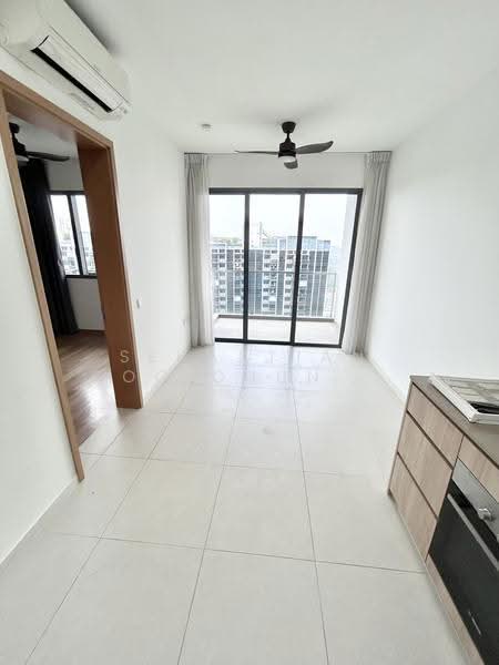 Twin VEW, 93 West Coast Vale, Buona Vista / West Coast / Clementi New Town, 1 Bedroom, 570 sqft, Condominium For Rent, by Sebastian Soo Chun Hian, 500279455 - Living Room - PropertyGuru.com.sg